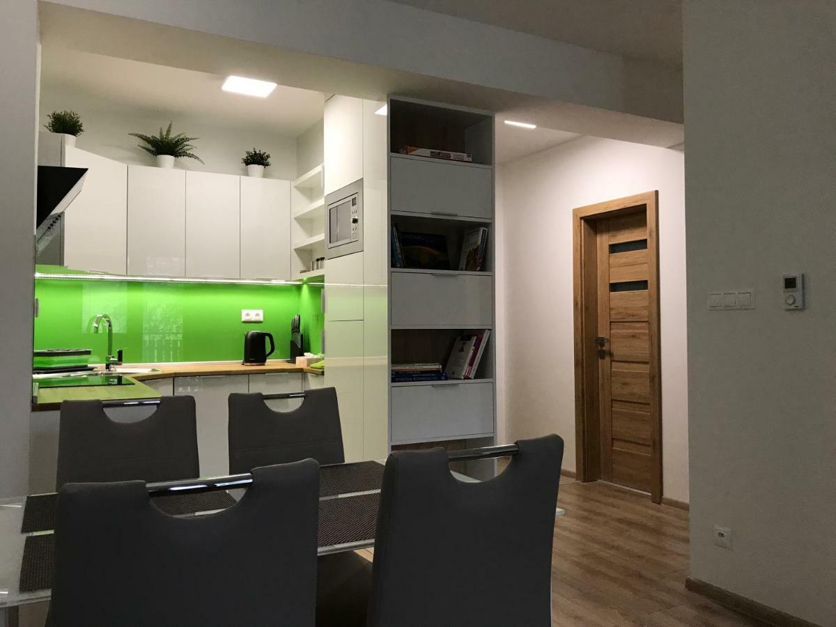 Apartman Franz ตาตรันสกา ลอมนีจา ภายนอก รูปภาพ